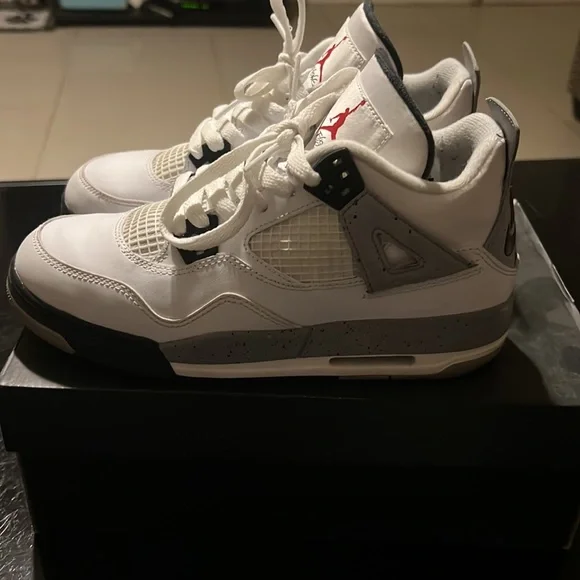 2016Air Jordan 4 Retro OG BG 'Cement', size 5y